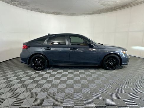 Used 2025 Honda Civic Sport image 2