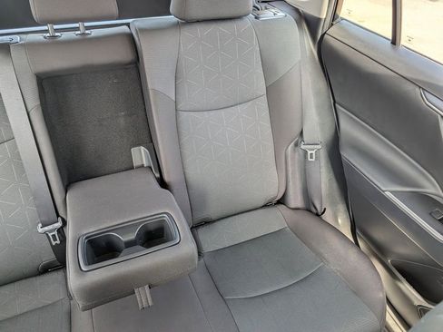 Used 2025 Toyota RAV4 XLE w/ Convenience Package image 34