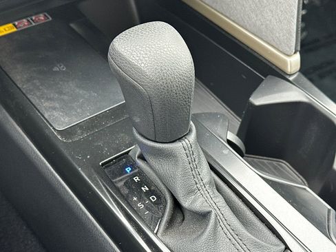 Used 2025 Toyota Camry LE image 22