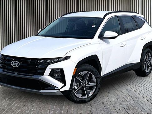 New 2026 Hyundai Tucson SEL FWD image 2