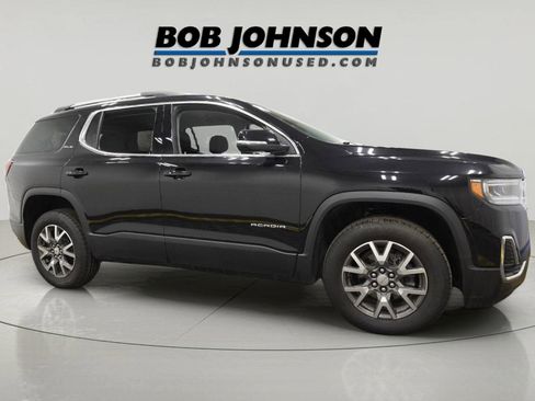 Certified 2023 GMC Acadia SLE w/ Driver Convenience Package AWD/4WD image 1