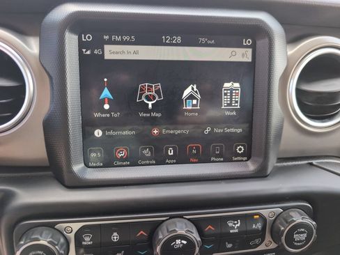 Used 2020 Jeep Wrangler Unlimited Rubicon AWD/4WD image 18