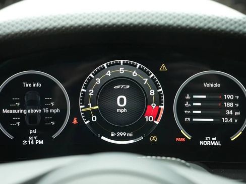 Used 2026 Porsche 911 GT3 RWD image 14
