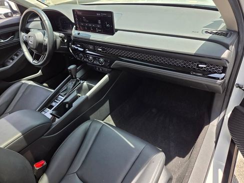 Used 2024 Honda Accord EX-L image 19