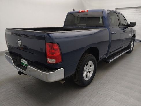 Used 2020 RAM 1500 Classic SLT w/ Luxury Group RWD image 9