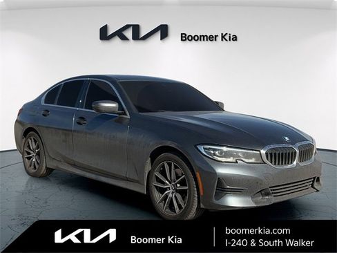 Used 2022 BMW 330i xDrive Sedan w/ Driving Assistance Package image 3