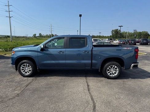 Used 2024 Chevrolet Silverado 1500 LT w/ LPO, Liner Protection Package AWD/4WD image 4