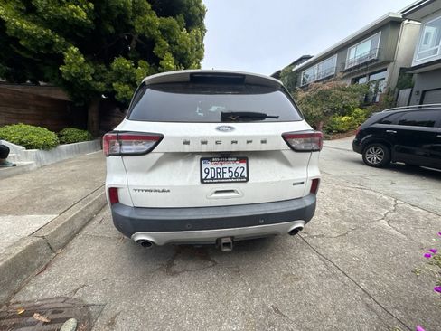 Used 2020 Ford Escape Titanium AWD/4WD image 7