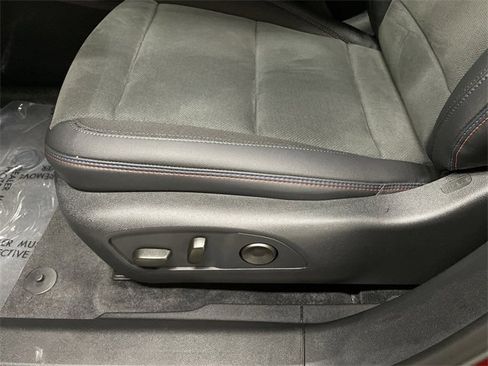 Certified 2025 Chevrolet Blazer EV RS image 22