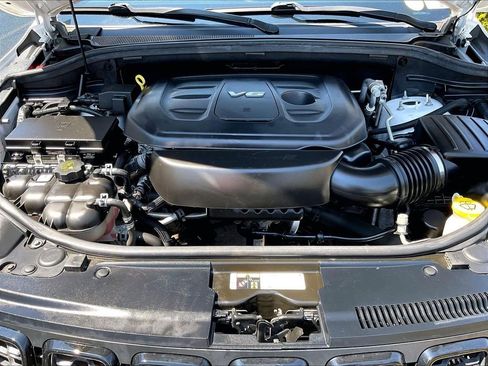 Used 2018 Jeep Grand Cherokee Altitude AWD/4WD image 28