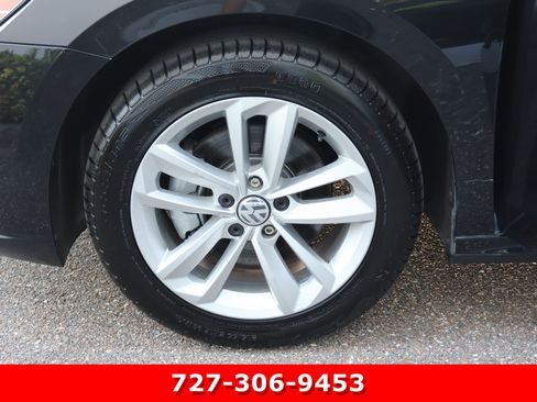 Used 2021 Volkswagen Passat 2.0T S image 12