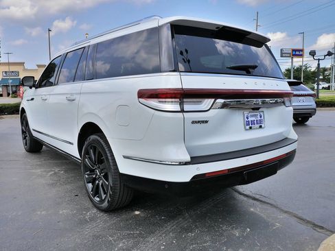 Used 2024 Lincoln Navigator L Reserve AWD/4WD image 7