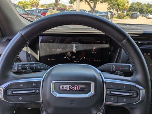 Used 2025 GMC Terrain Elevation FWD image 26
