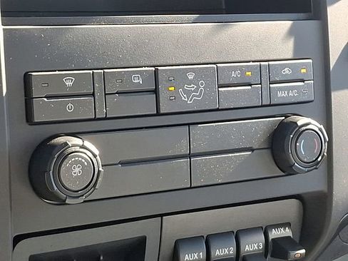 Used 2023 Ford F650 2WD Regular Cab Super Duty image 14