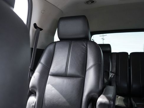 Used 2014 Chevrolet Tahoe LT w/ All-Star Edition AWD/4WD image 30