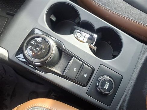 Certified 2023 Ford Bronco Sport Outer Banks w/ Tech Package image 19