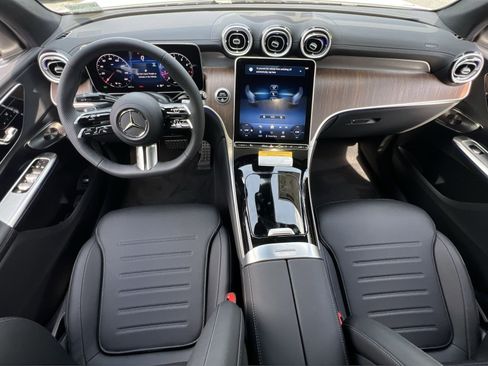 New 2026 Mercedes-Benz GLC 300 4MATIC image 28