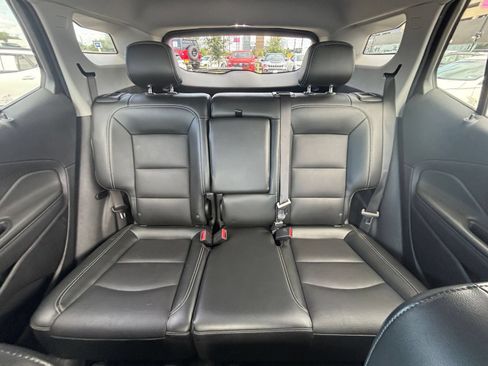 Used 2024 GMC Terrain SLT AWD/4WD image 39