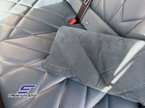 Used 2023 BMW XM image 37