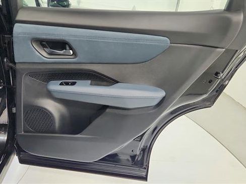 Used 2023 Nissan Ariya image 31