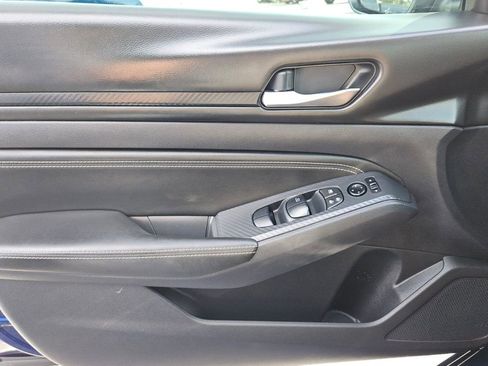 Used 2020 Nissan Altima 2.5 S FWD image 25