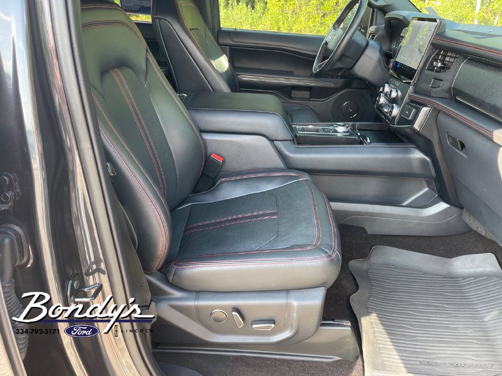 Used 2023 Ford Expedition Limited RWD image 18