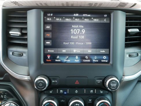 Used 2021 RAM 1500 Laramie w/ Sport Appearance Package AWD/4WD image 22