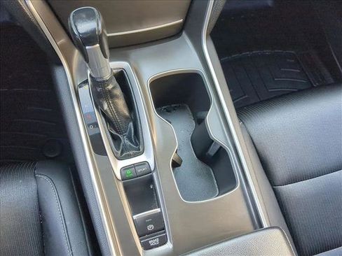 Used 2019 Honda Accord Sport image 20