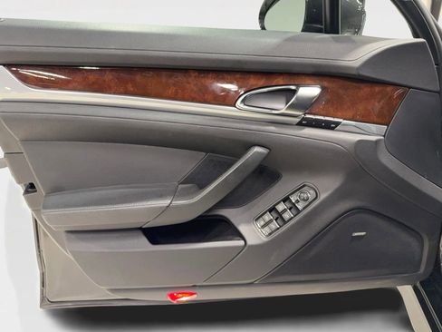 Used 2011 Porsche Panamera 4 image 15