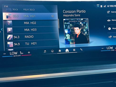 Certified 2024 BMW X5 xDrive40i w/ Parking Assistance Package image 13