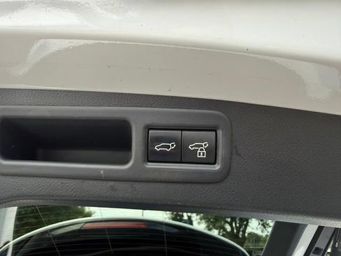 Used 2025 Lexus RX 350h AWD/4WD image 29