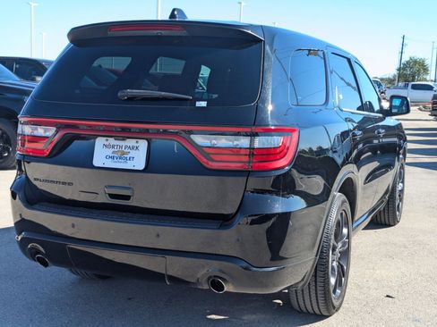 Used 2021 Dodge Durango SXT image 3