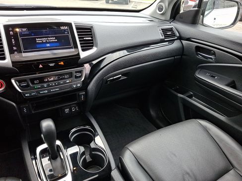 Certified 2019 Honda Ridgeline RTL-E image 16