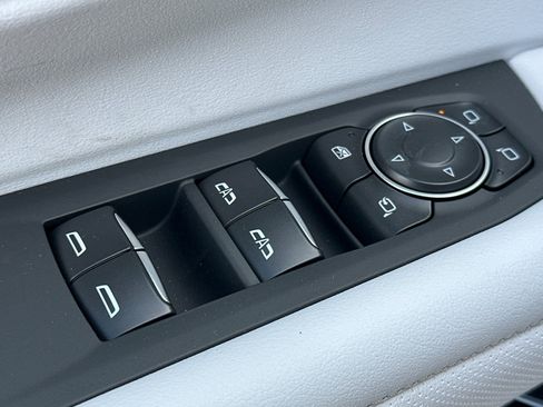 New 2026 Chevrolet Suburban Premier w/ Sun And Tow Package image 12