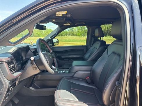 Used 2024 Ford Expedition Max Limited image 7