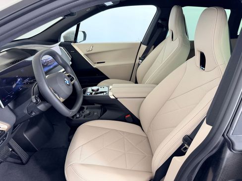 New 2026 BMW iX xDrive45 w/ Premium Package image 5