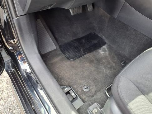 Used 2024 Toyota Corolla LE FWD image 24