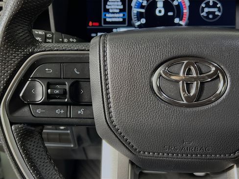 Used 2025 Toyota Tundra Limited w/ TRD Off-Road Package image 19