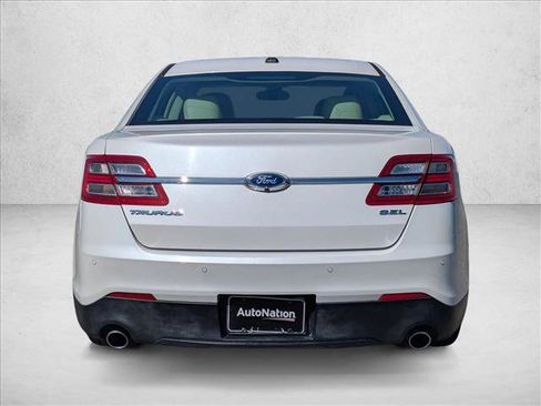Used 2014 Ford Taurus SEL w/ Equipment Group 201A FWD image 7