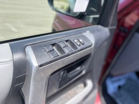 Used 2012 Toyota 4Runner SR5 AWD/4WD image 20