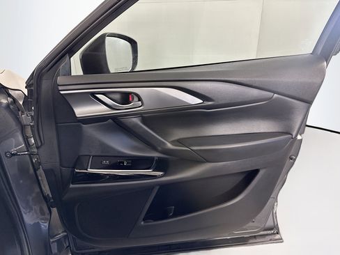 Used 2022 MAZDA CX-9 Touring image 34