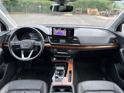 Used 2023 Audi Q5 2.0T Premium w/ Convenience Package AWD/4WD image 17