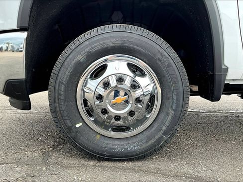 New 2026 Chevrolet Silverado 3500 LT w/ Convenience Package AWD/4WD image 10