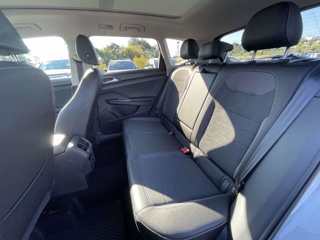 Certified 2026 Volkswagen Taos SE AWD/4WD image 12