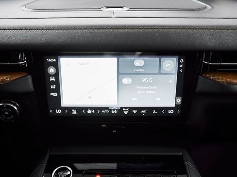 Used 2025 Lincoln Navigator Black Label AWD/4WD image 29