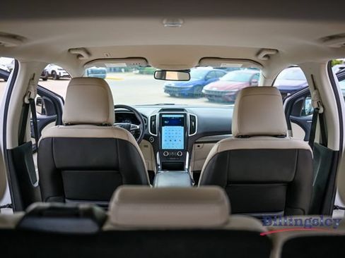 Used 2022 Ford Edge Titanium w/ Equipment Group 301A AWD/4WD image 16