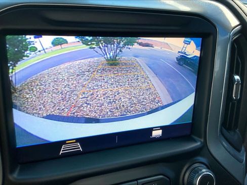 Used 2023 Chevrolet Silverado 2500 LT w/ Convenience Package image 27