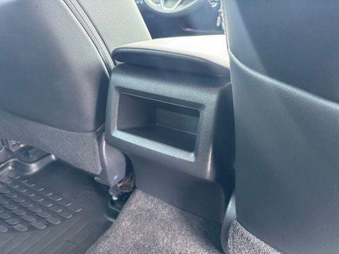 Used 2018 Toyota Camry SE FWD image 31