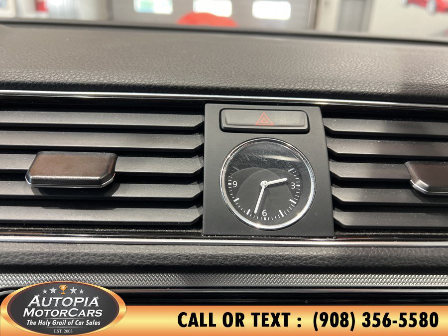 Used 2017 Volkswagen Passat 1.8T R-Line FWD image 31