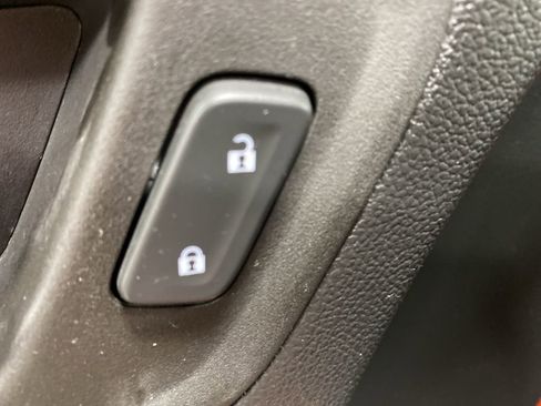 Used 2019 Chevrolet Colorado Z71 image 24